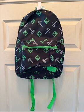 Kids Pixel-Print Minecraft Black & Green Backpack - Minecraft